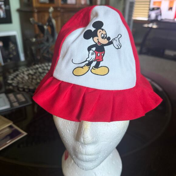 VINTAGE | Baby Walt Disney Productions Mickey Mouse Red Sun Hat - Picture 1 of 9